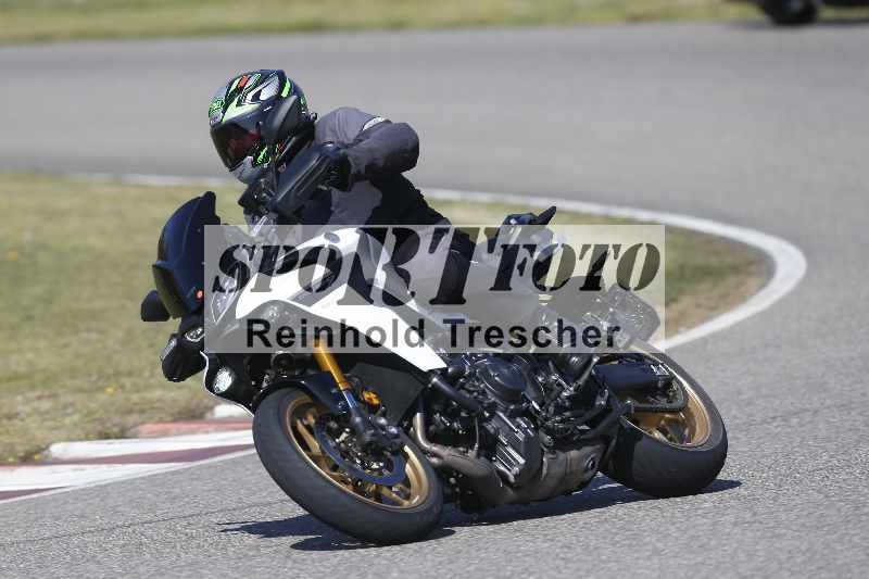 /01 02.04.2026 MAZ ADR/Gruppe rot/unklar